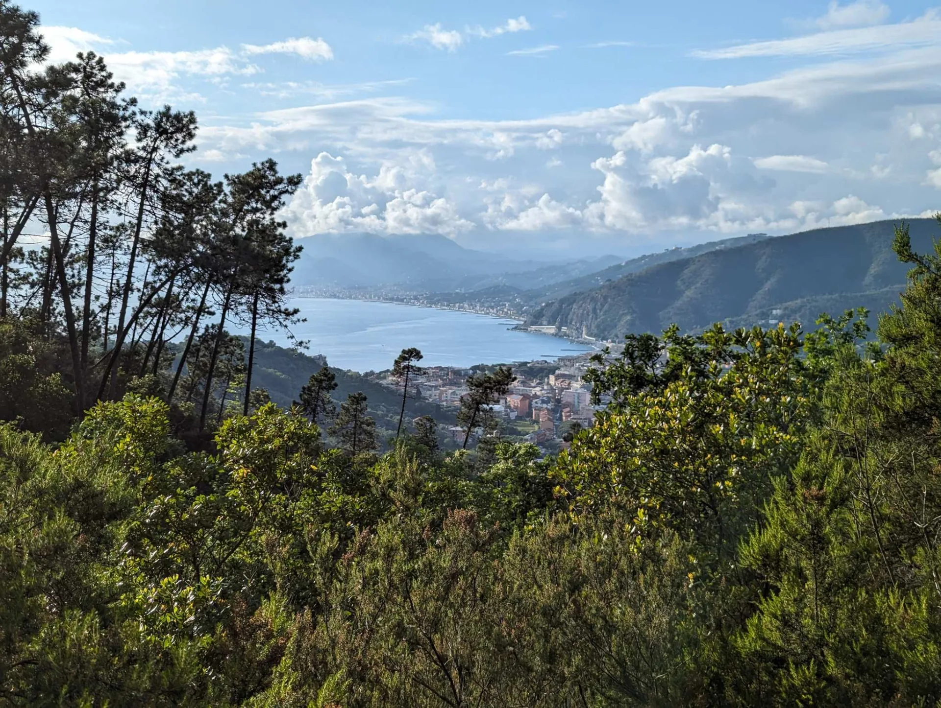 Panorama über die ligurische Küste
